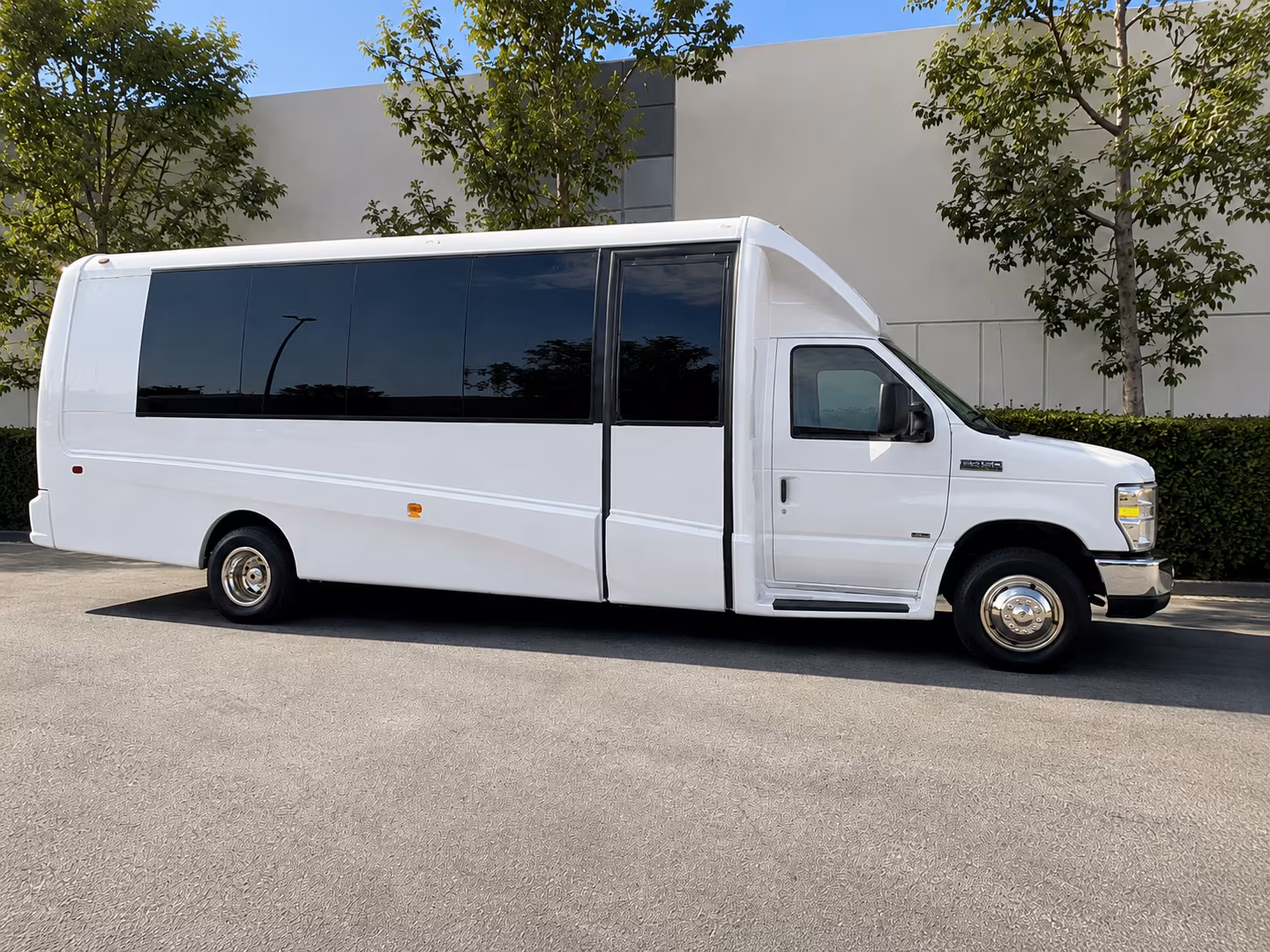 fill out one quick form and compare sporting event buses serving hickory right now