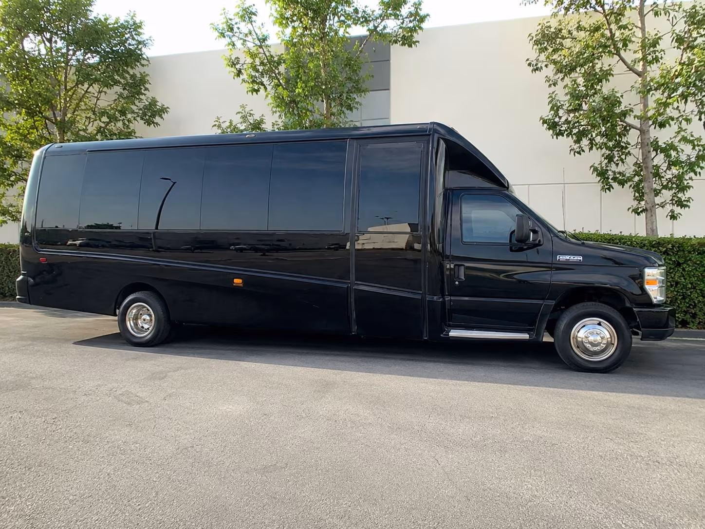 gastonia employee shuttle bus rentals