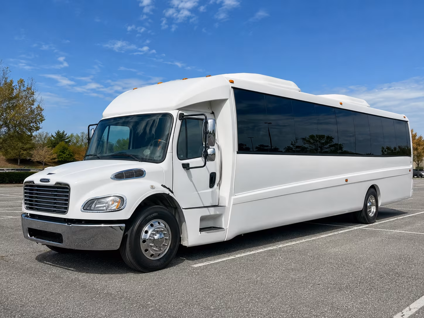 hickory 30 passenger party bus