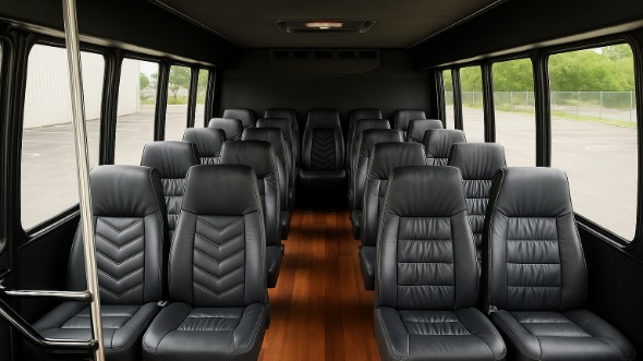 hickory 25 passenger minibus rental